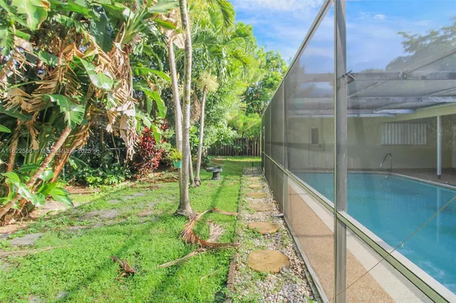 $599,900 | 1531 Southwest 67th Terrace, Plantation, FL 33317