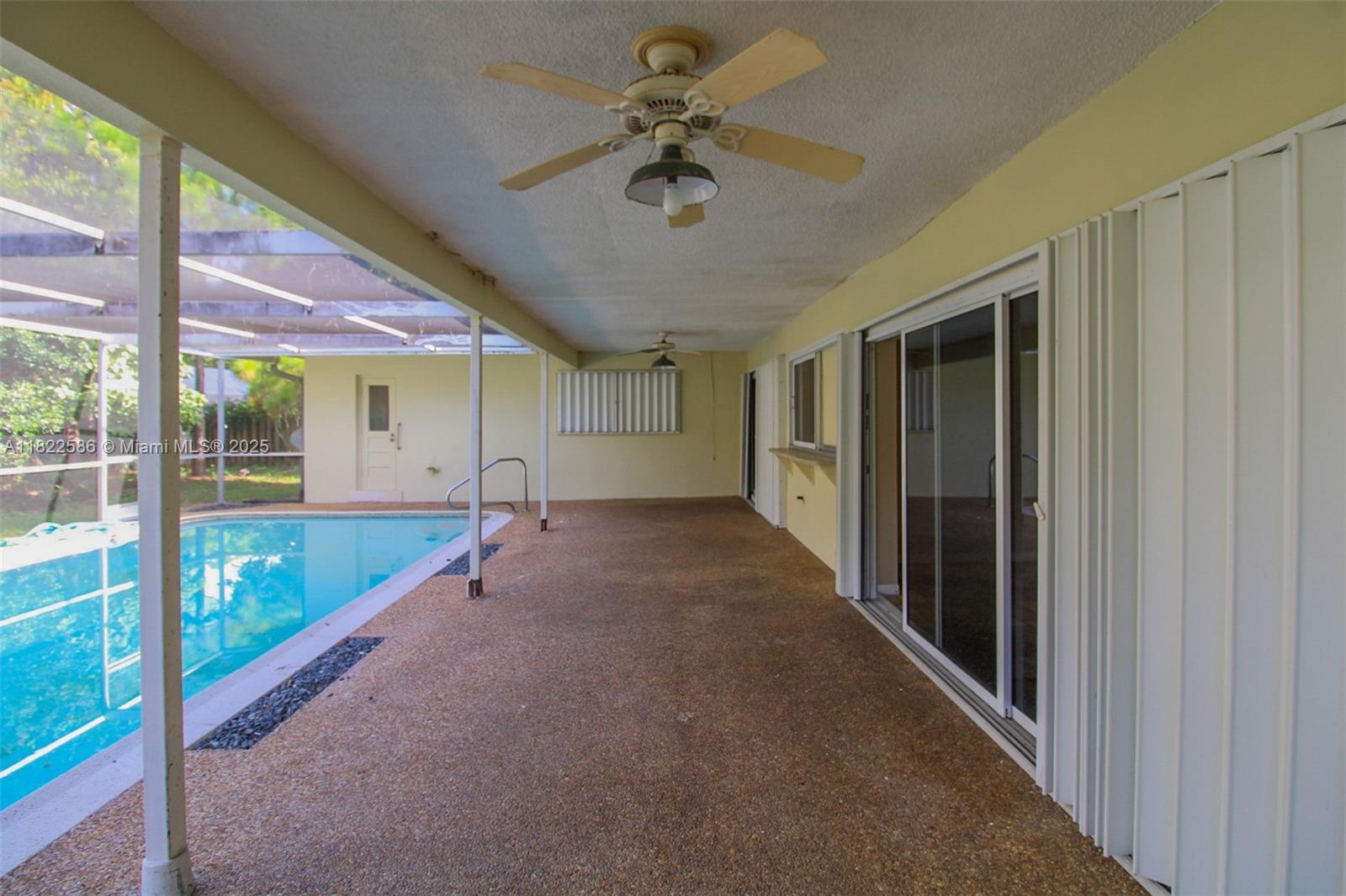 1531 Southwest 67th Terrace Plantation, FL 33317 - Photo 26 of 33