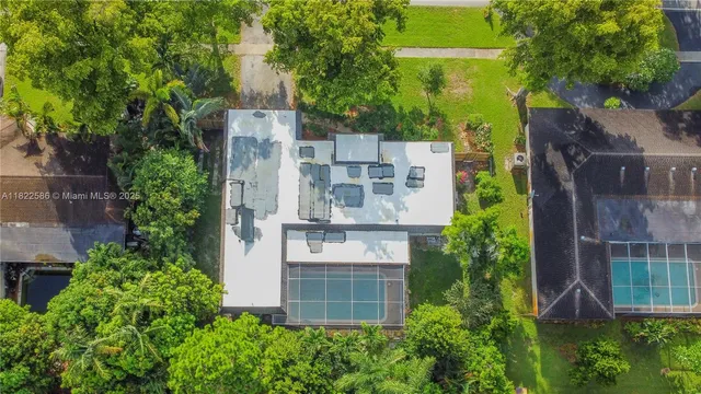 $599,900 | 1531 Southwest 67th Terrace, Plantation, FL 33317