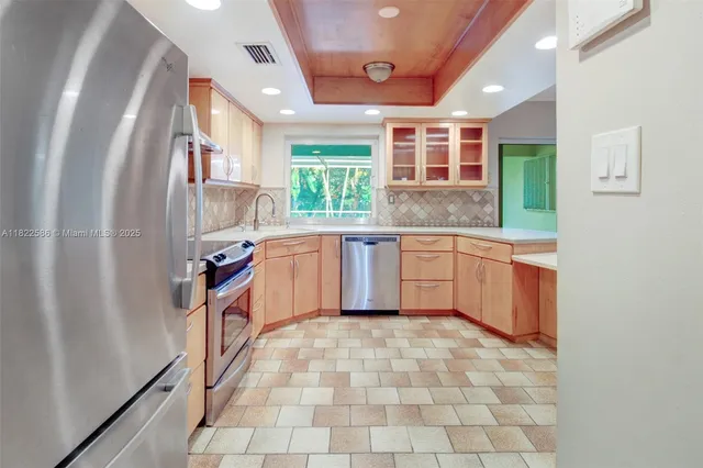 $599,900 | 1531 Southwest 67th Terrace, Plantation, FL 33317