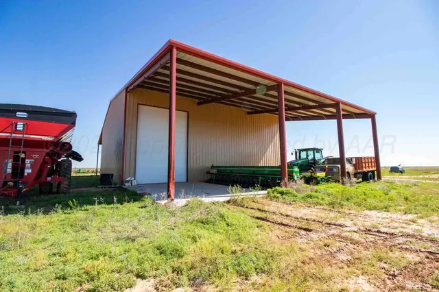 $1,997,977 | 1881 Happy Farm, Happy, TX 79042