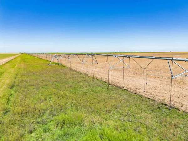 $1,997,977 | 1881 Happy Farm, Happy, TX 79042