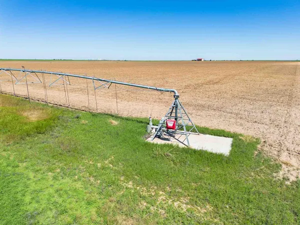 $1,997,977 | 1881 Happy Farm, Happy, TX 79042