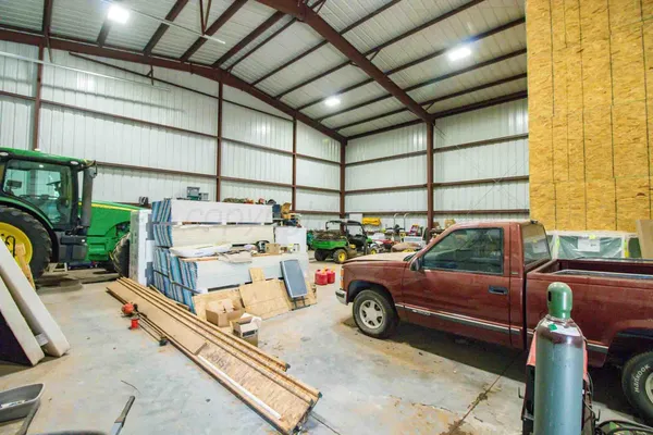 $1,997,977 | 1881 Happy Farm, Happy, TX 79042