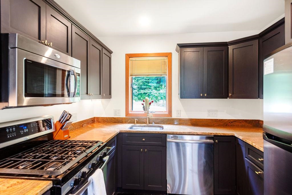 24 1st Lane, Unit 24 Wilmington, VT 05363 - Photo 6 of 50