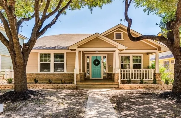 $2,250 | 158 Hogan, Kyle, TX 78640