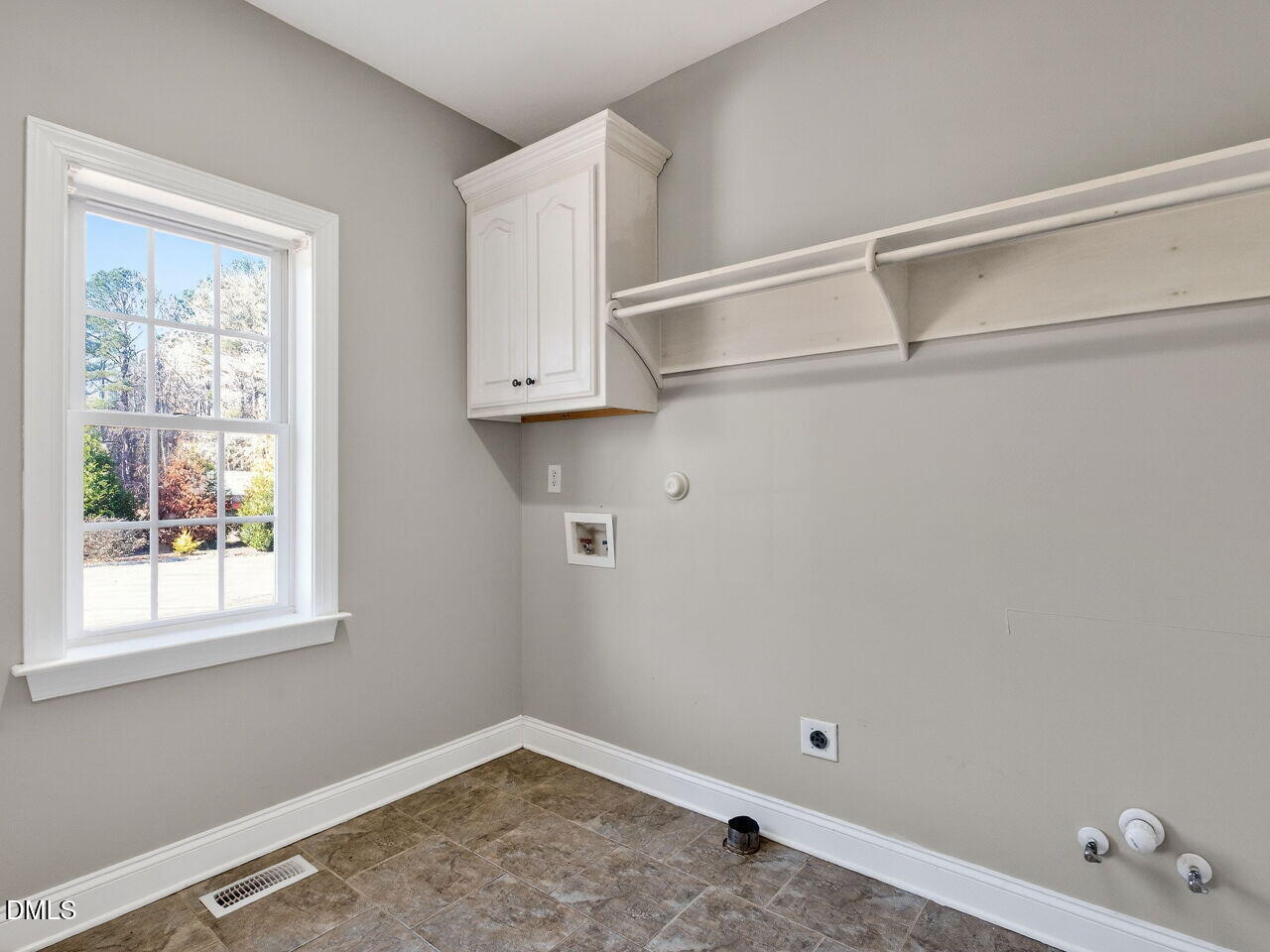 111 Hales Road Kenly, NC 27542 - Photo 21 of 56 Laundry Room