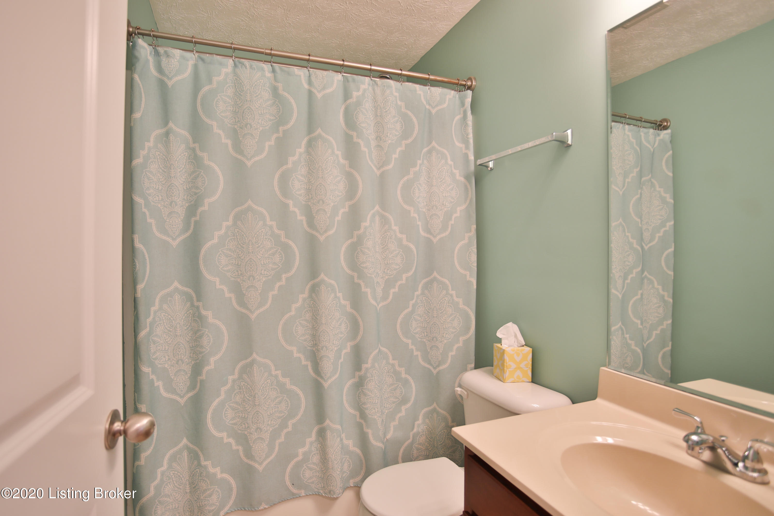 398 Madison Rae Boulevard Shepherdsville, KY 40165 - Photo 24 of 33 398 Madison Rae-24