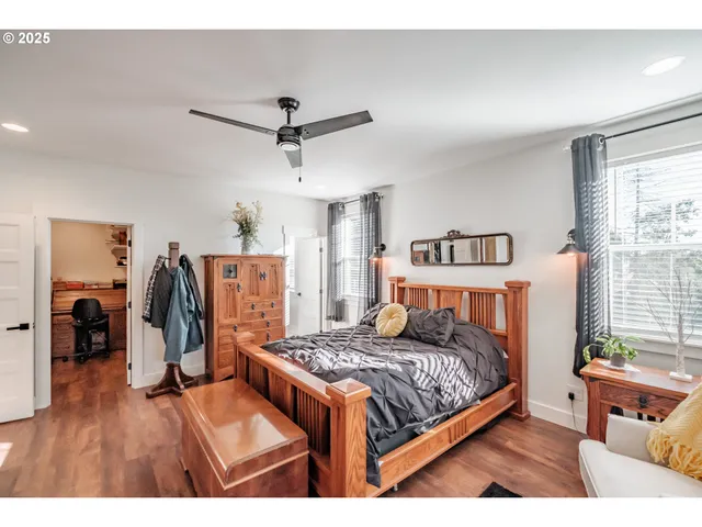 $710,000 | 41222 Highway 228, Sweet Home, OR 97386