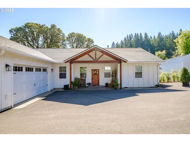 $710,000 | 41222 Highway 228, Sweet Home, OR 97386