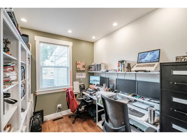 $710,000 | 41222 Highway 228, Sweet Home, OR 97386