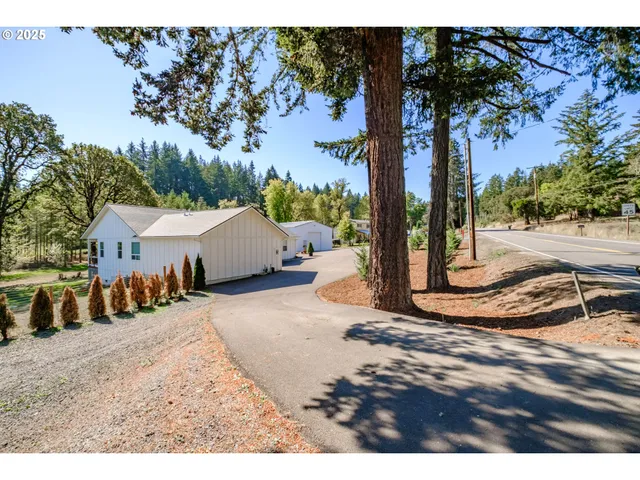 $710,000 | 41222 Highway 228, Sweet Home, OR 97386
