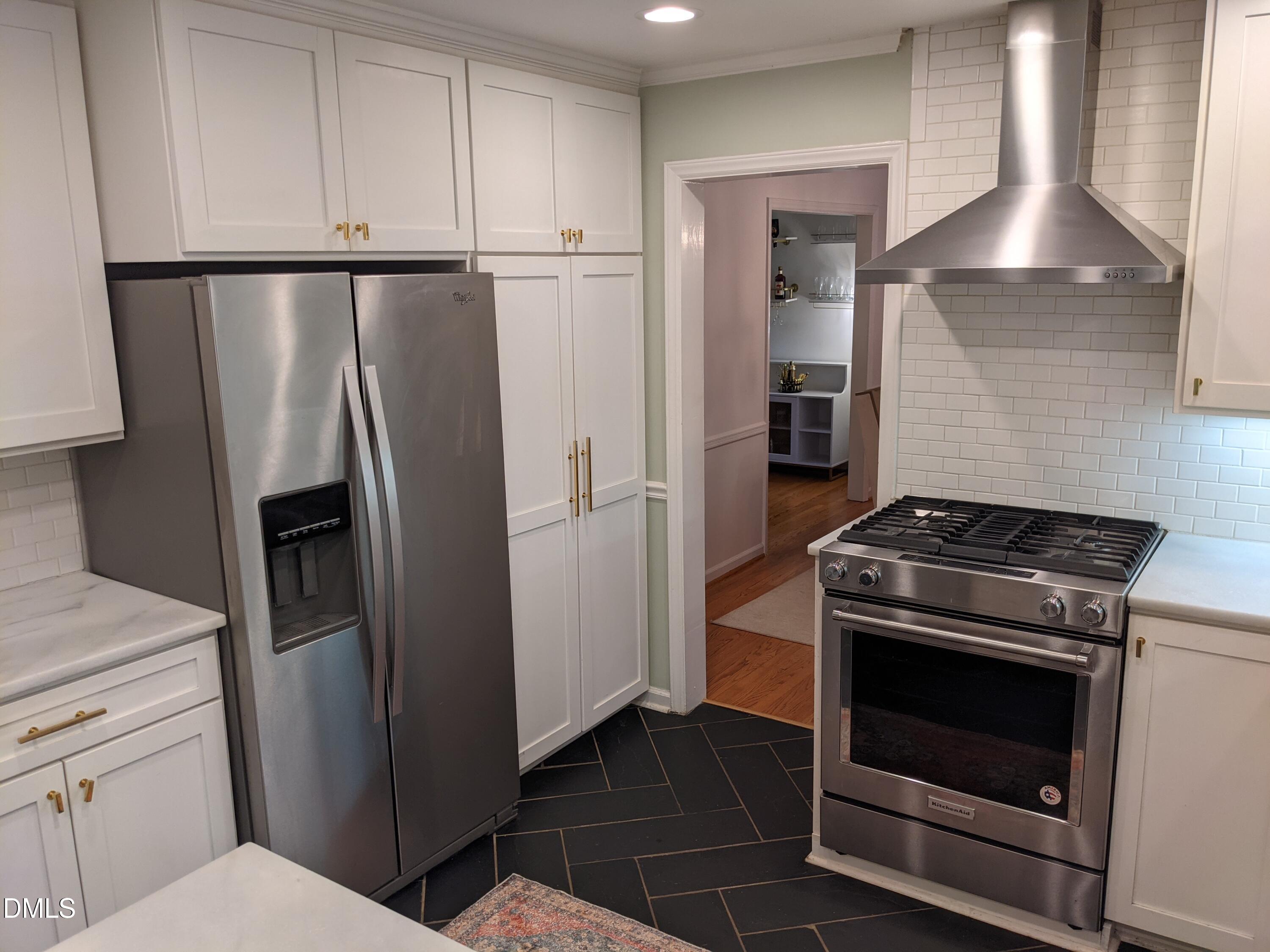 1408 Brigham Road Chapel Hill, NC 27517 - Photo 10 of 33