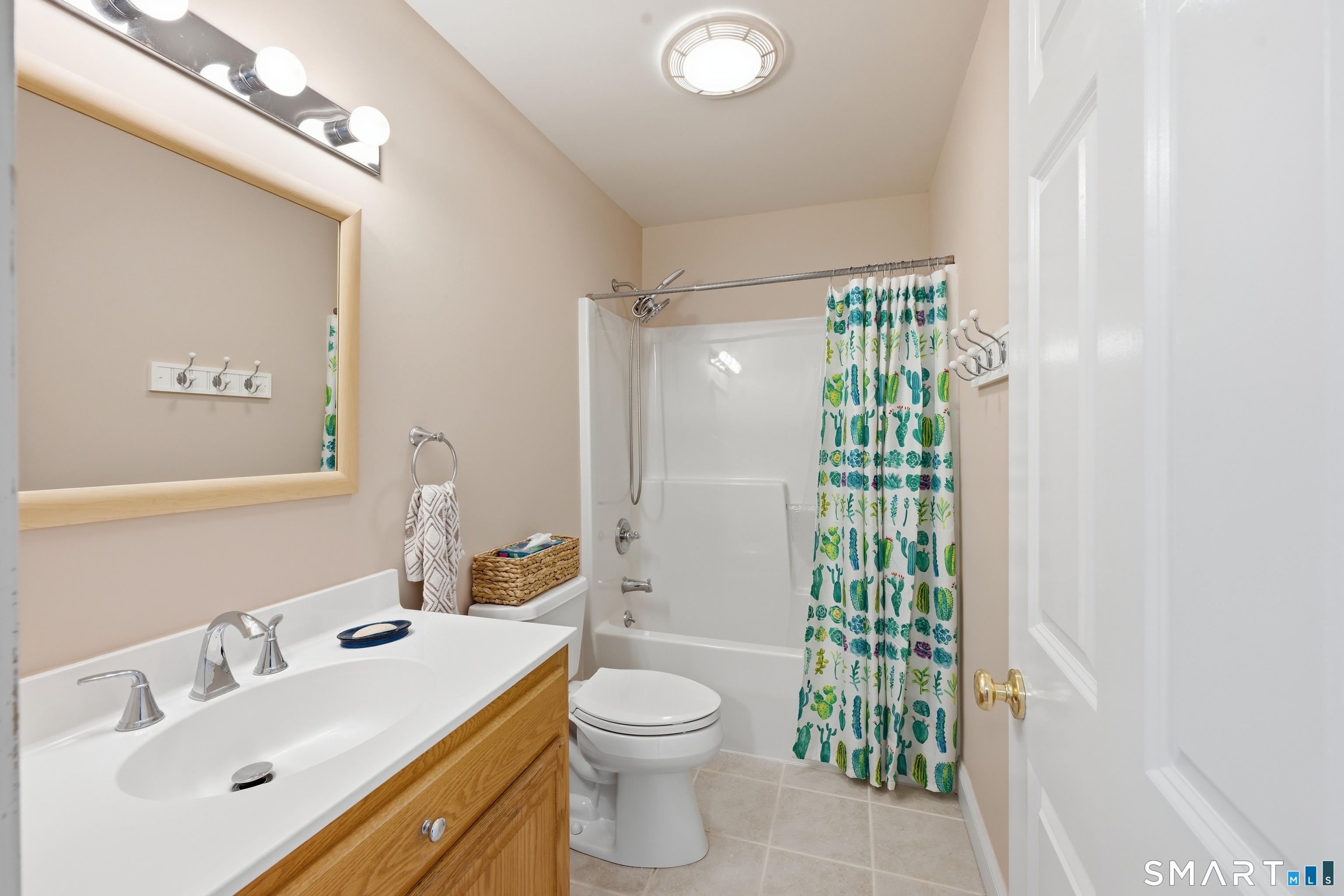 5 Arrowhead Road Trumbull, CT 06611 - Photo 21 of 35