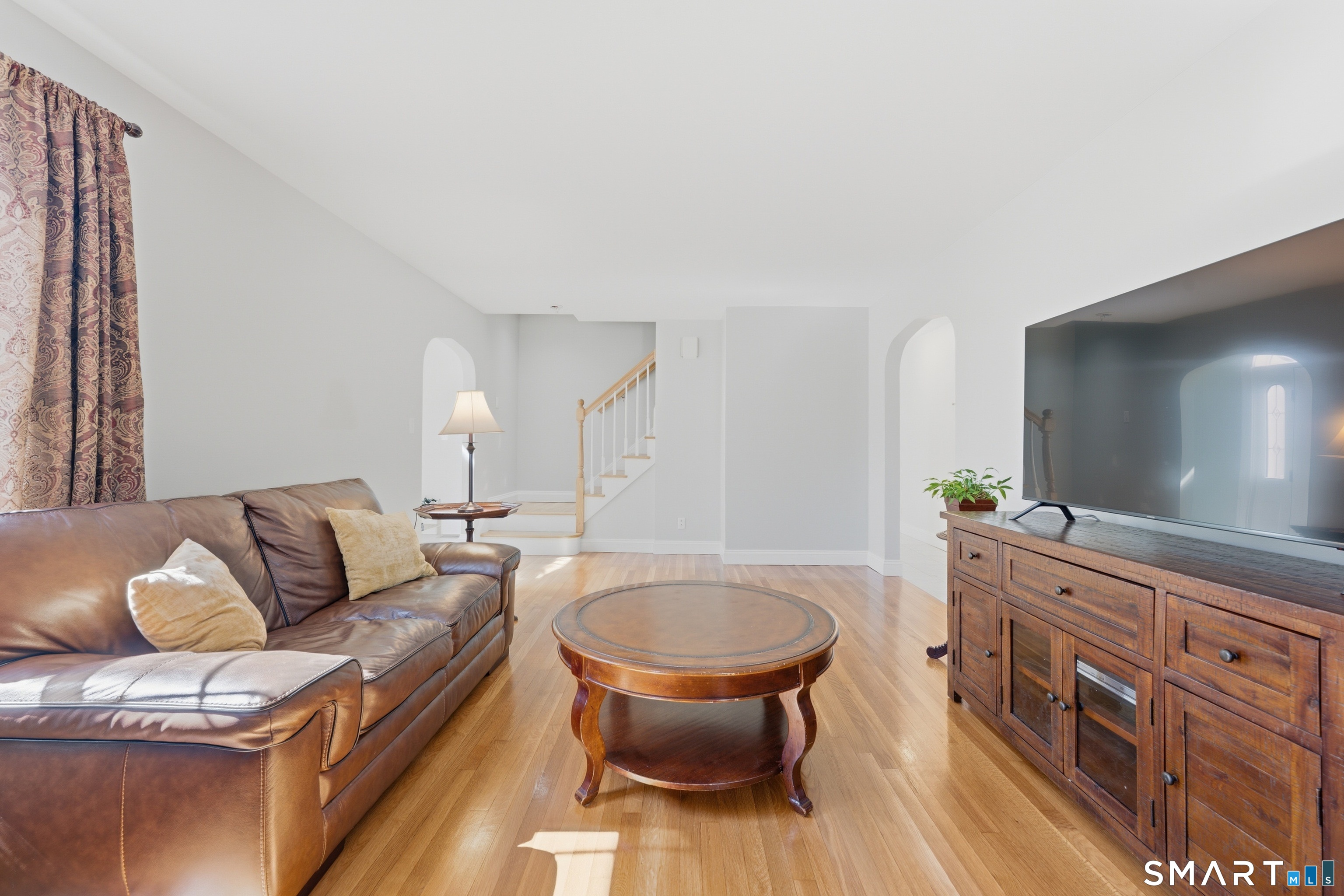 5 Arrowhead Road Trumbull, CT 06611 - Photo 4 of 35