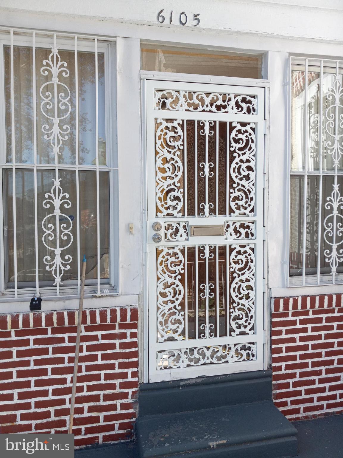 6105 Nassau Road Philadelphia, PA 19151 - Photo 3 of 72 Gallery Image 3
