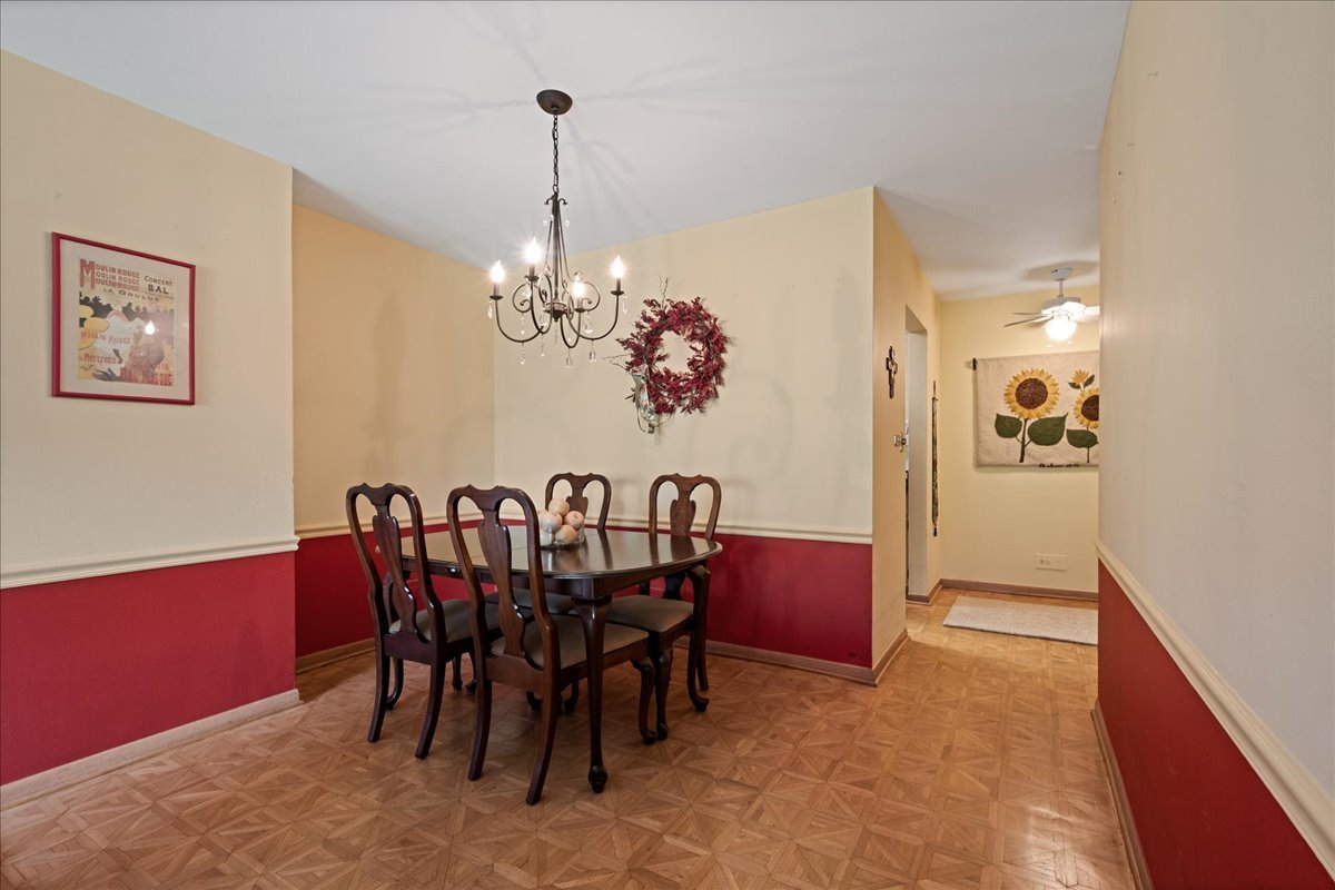 300 Thames Parkway, Unit 3F Park Ridge, IL 60068 - Photo 6 of 20 Gallery Image 6