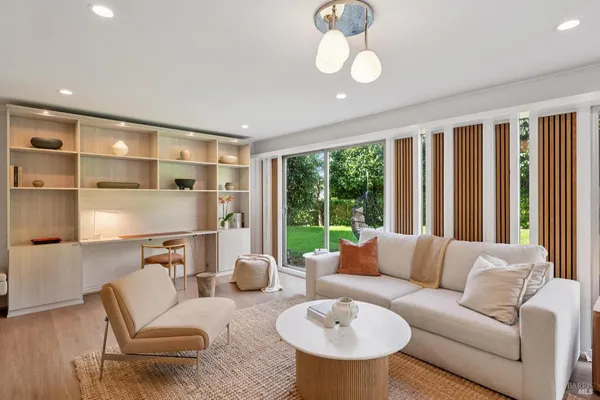 $1,535,000 | 2 Lyford Drive, Unit 6, Tiburon, CA 94920