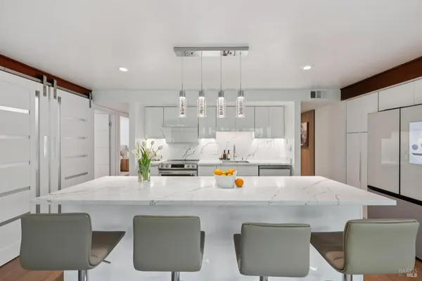 $1,448,000 | 2 Lyford Drive, Unit 6, Tiburon, CA 94920