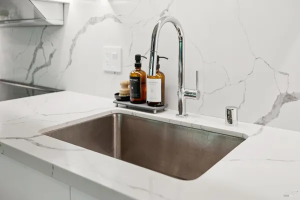 $1,448,000 | 2 Lyford Drive, Unit 6, Tiburon, CA 94920