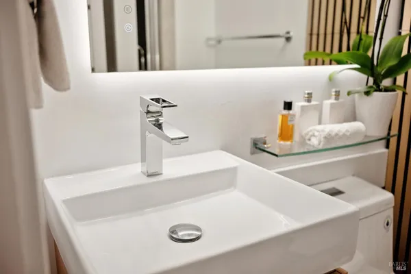 $1,448,000 | 2 Lyford Drive, Unit 6, Tiburon, CA 94920