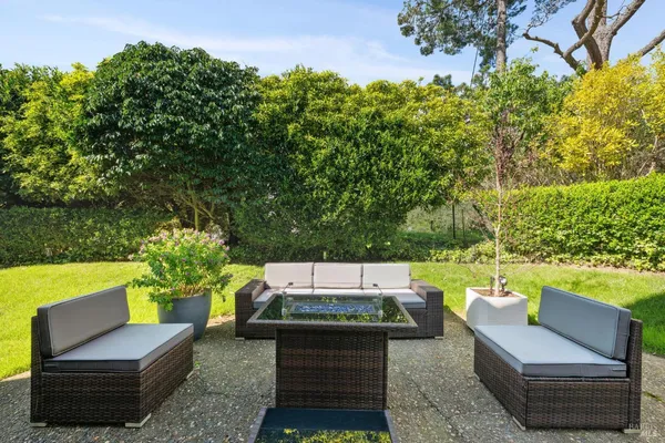 $1,448,000 | 2 Lyford Drive, Unit 6, Tiburon, CA 94920