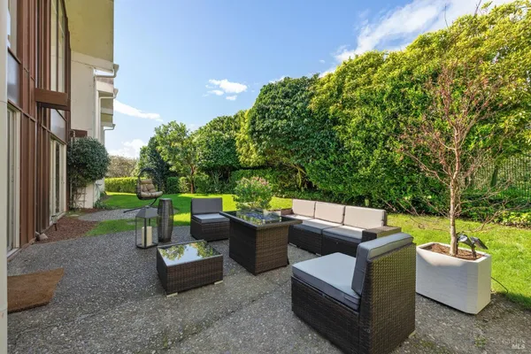 $1,448,000 | 2 Lyford Drive, Unit 6, Tiburon, CA 94920