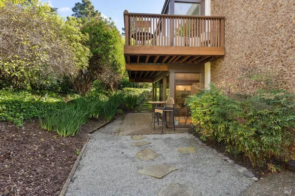 $1,448,000 | 2 Lyford Drive, Unit 6, Tiburon, CA 94920