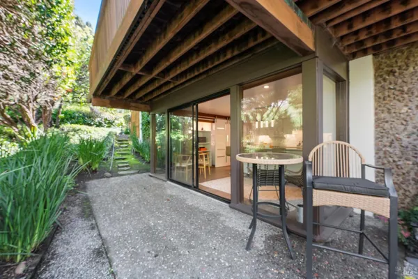 $1,448,000 | 2 Lyford Drive, Unit 6, Tiburon, CA 94920