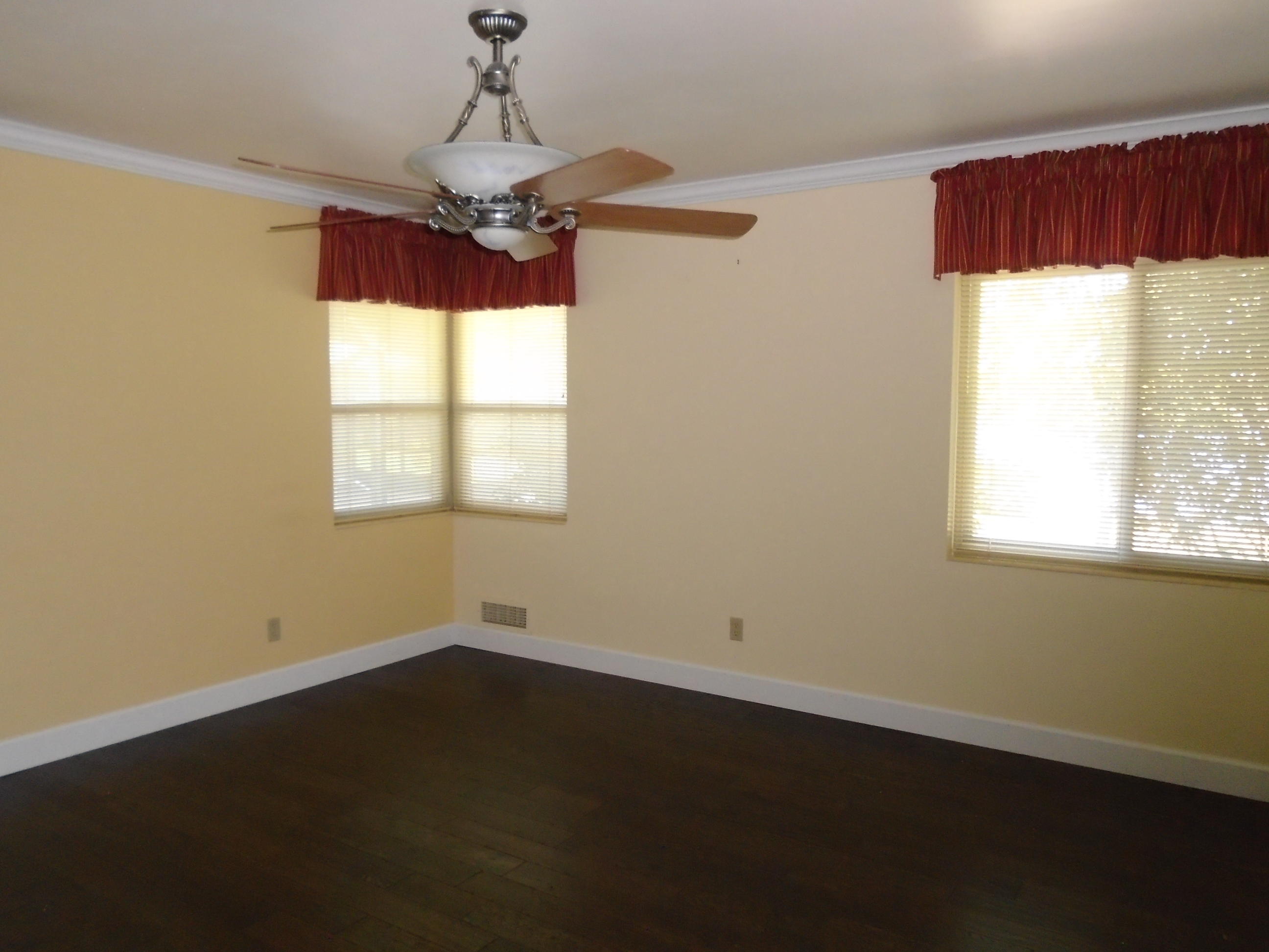 172 Huggins Road DeFuniak Springs, FL 32433 - Photo 11 of 24 172 Huggins 025.JPG