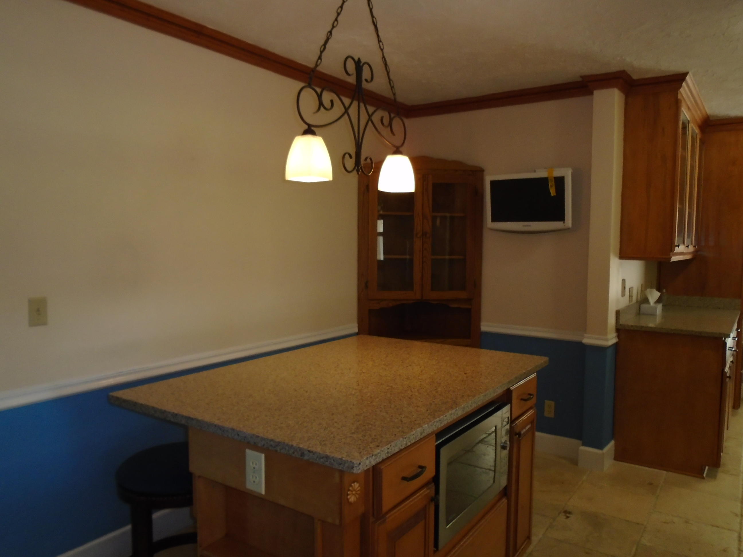 172 Huggins Road DeFuniak Springs, FL 32433 - Photo 8 of 24 172 Huggins 013.JPG