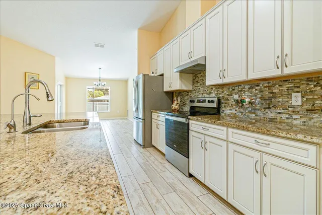 $649,500 | 1397 Danbury Street Southwest, Palm Bay, FL 32908