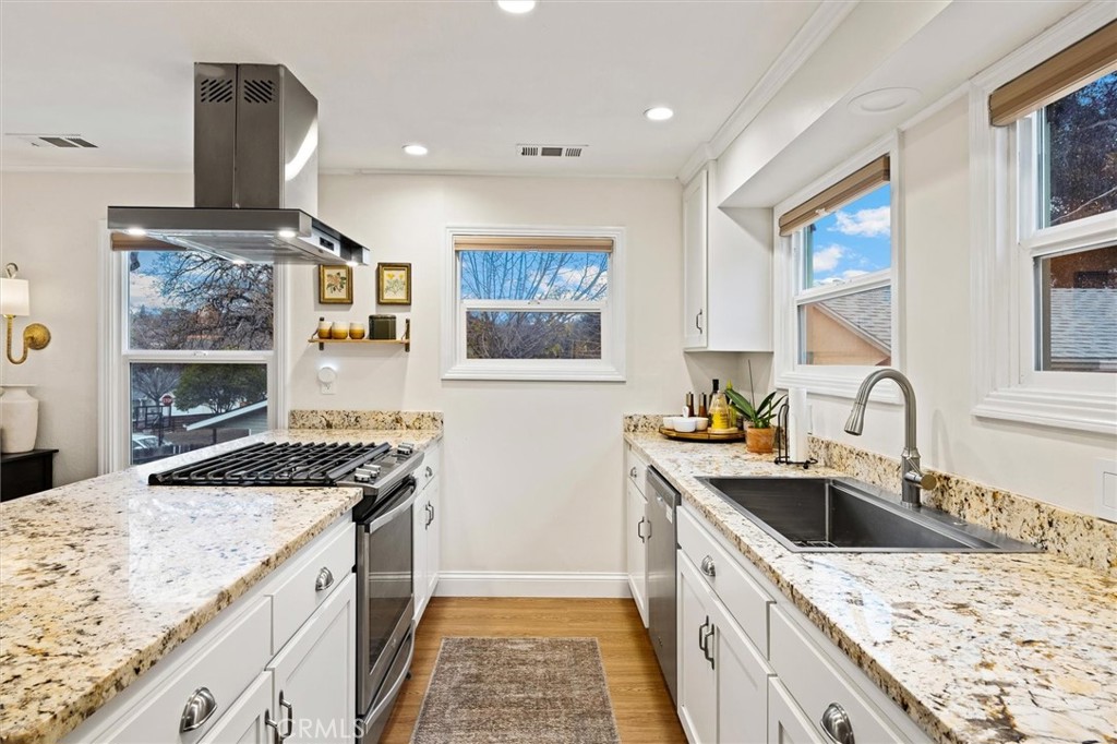 6505 Country Club Drive Atascadero, CA 93422 - Photo 13 of 31