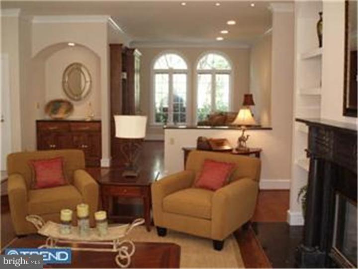 915 Exeter Crest Villanova, PA 19085 - Photo 3 of 10