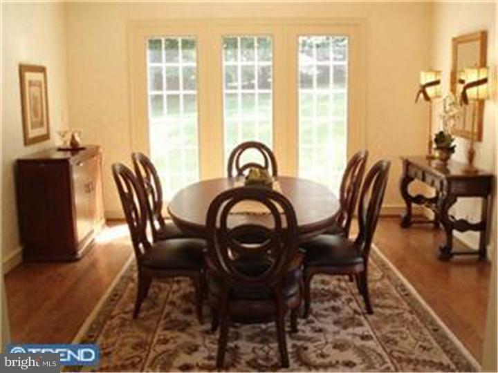 915 Exeter Crest Villanova, PA 19085 - Photo 5 of 10