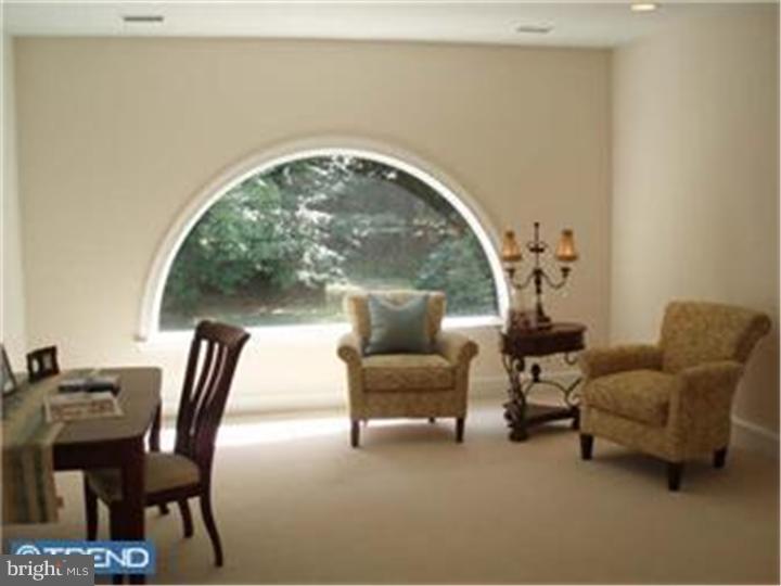 915 Exeter Crest Villanova, PA 19085 - Photo 10 of 10