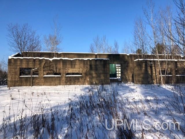 11514 River Road Republic, MI 49879 - Photo 12 of 30 Gallery Image 12