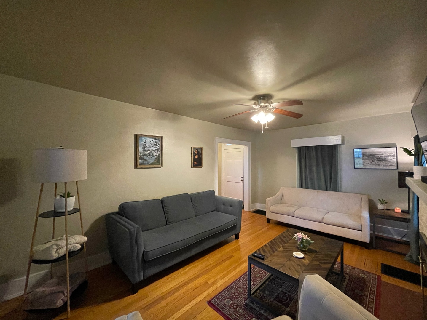 410 North Edwin Street Champaign, IL 61821 - Photo 4 of 30 Gallery Image 4