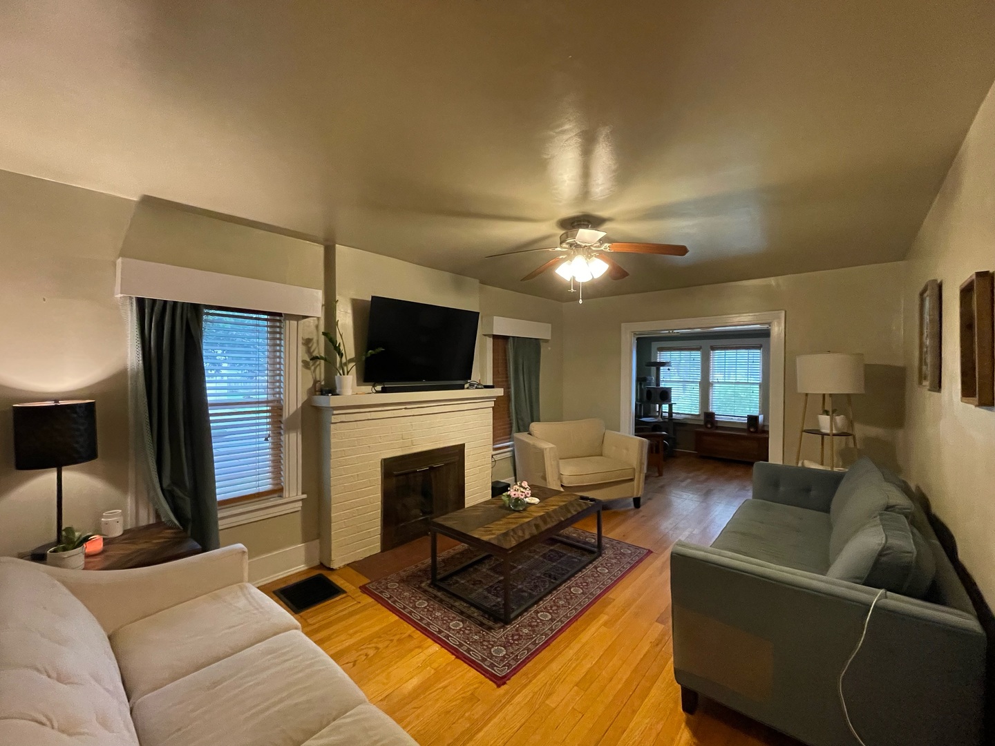 410 North Edwin Street Champaign, IL 61821 - Photo 5 of 30 Gallery Image 5