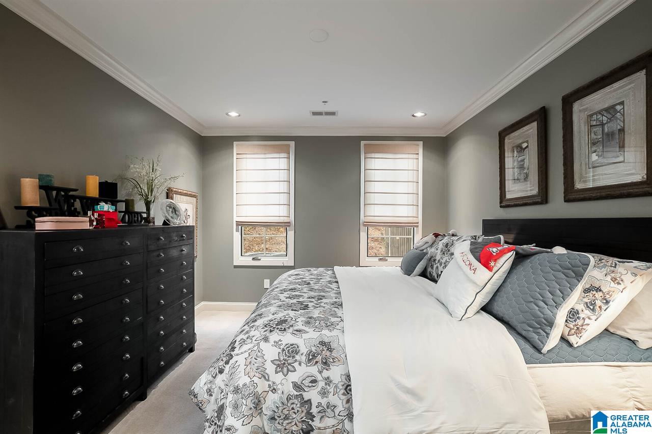 2077 Lancaster Road, Unit 2077 Birmingham, AL 35209 - Photo 16 of 32
