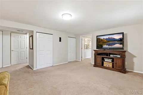 $370,000 | 4 Cambourne Court, St. Peters, MO 63376