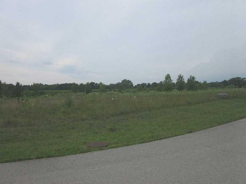 232 Saddlebrook Run, Unit 11 Springfield, OH 45502 - Photo 3 of 5
