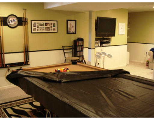 10 Mary Jane Road Franklin, MA 02038 - Photo 12 of 25 Gallery Image 12