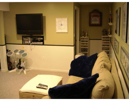 10 Mary Jane Road Franklin, MA 02038 - Photo 15 of 25 Gallery Image 15