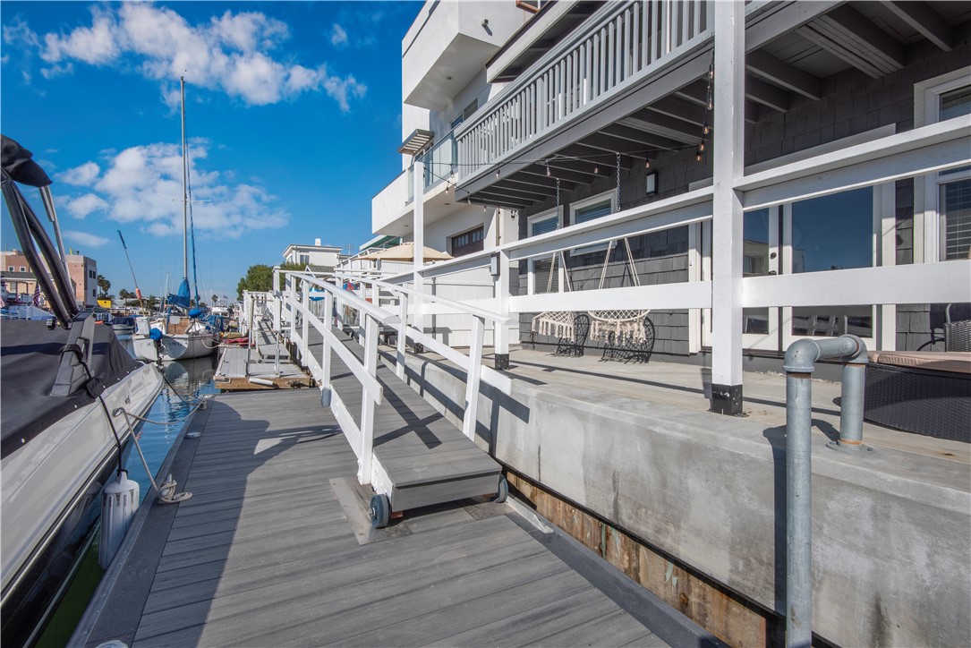 16791 Bayview Drive Huntington Beach, CA 90742 - Photo 24 of 75