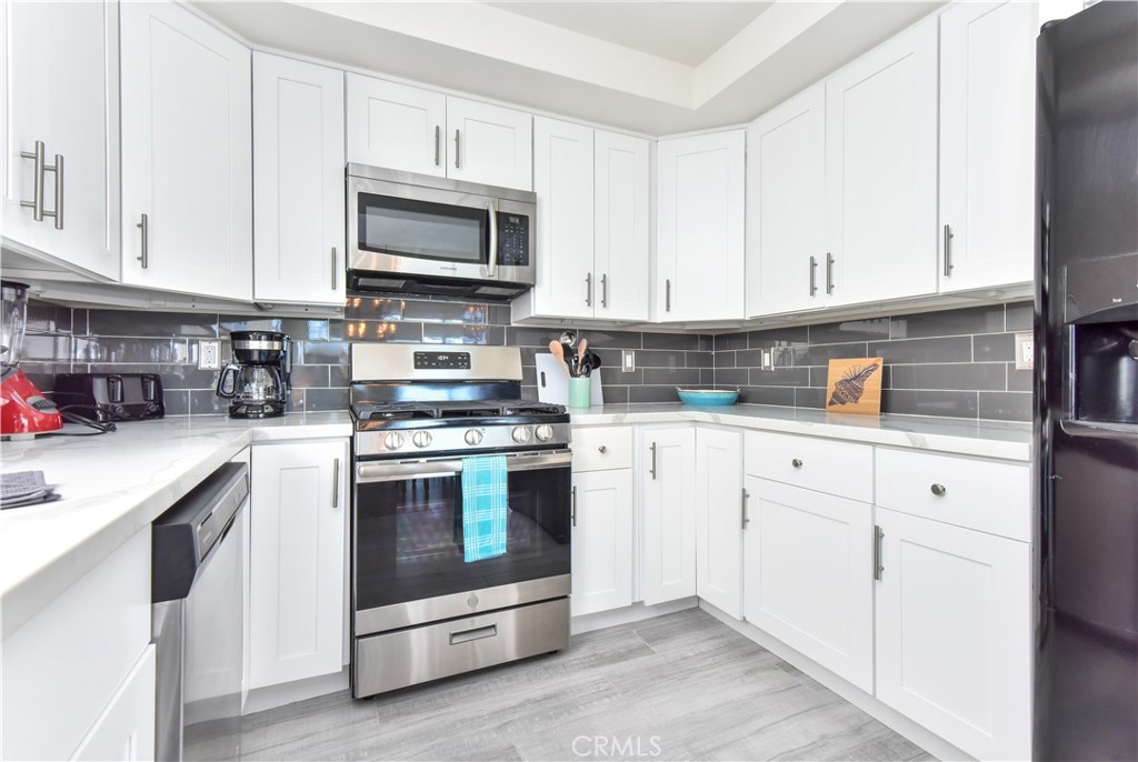 16791 Bayview Drive Huntington Beach, CA 90742 - Photo 45 of 75