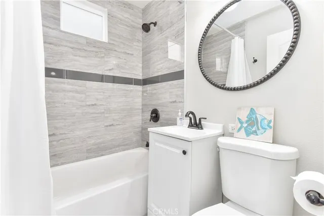 $2,588,000 | 16791 Bayview Drive, Huntington Beach, CA 90742