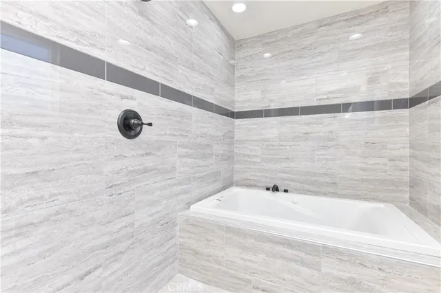 $2,588,000 | 16791 Bayview Drive, Huntington Beach, CA 90742