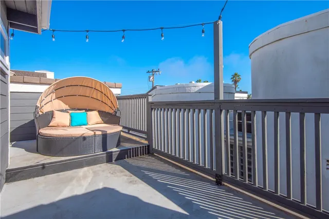 $2,588,000 | 16791 Bayview Drive, Huntington Beach, CA 90742