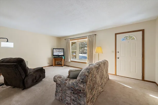 $205,000 | 1014 Northeast 5th Avenue, Grand Rapids, MN 55744